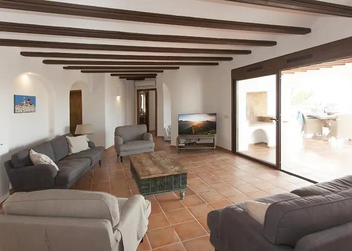 Lola Altea
