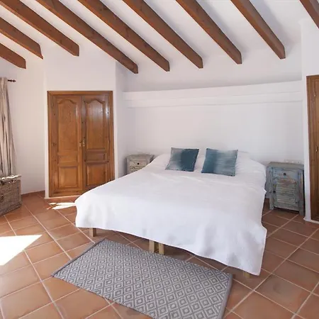 Lola Villa Altea